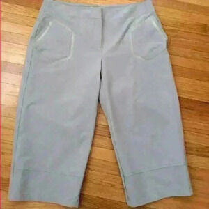 Izod golf capris with reflector pockets